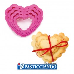 Kit tagliapasta cuore festonato 4pz Decora in vendita online