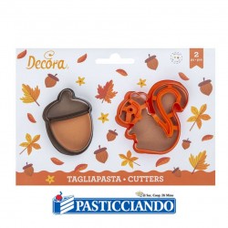  Vendita on-line di Tagliapasta bosco ghianda e scoiattolo 2pz Decora 